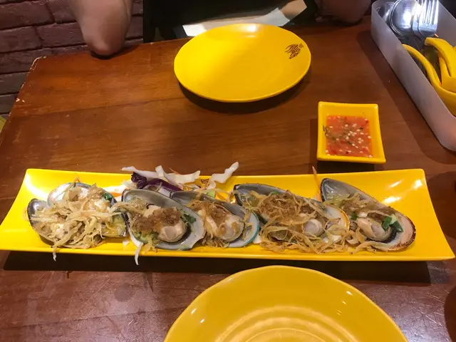 蒜蓉牛油燒青口