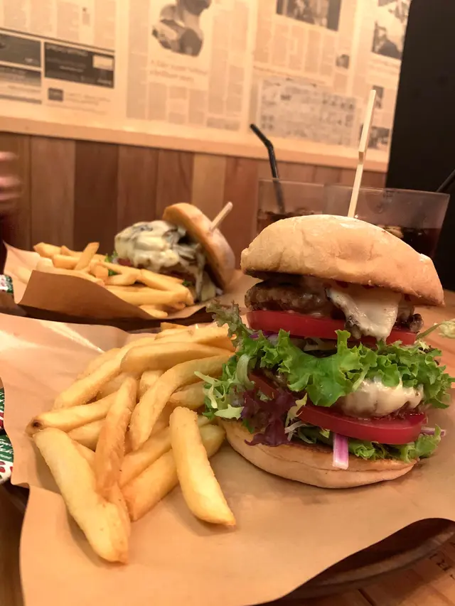 雙層牛肉芝士漢堡