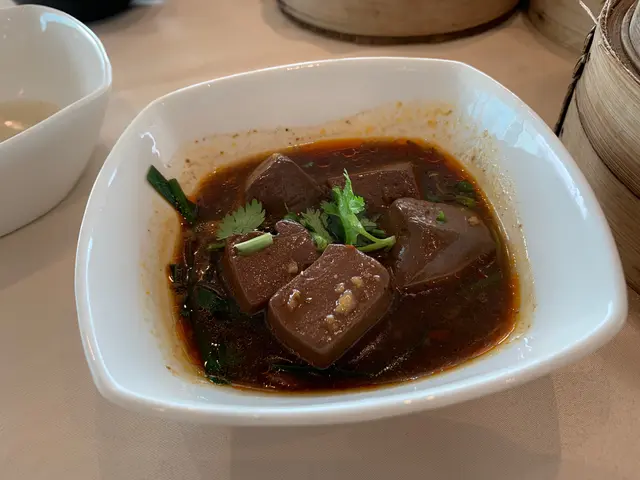 啲豬紅好入味但啲韭菜有啲路咬唔爛