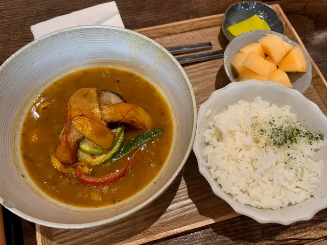咖喱湯定食