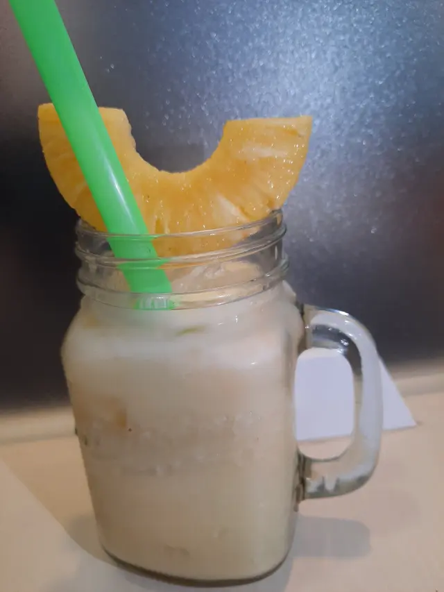 菠椰菠蘿汁