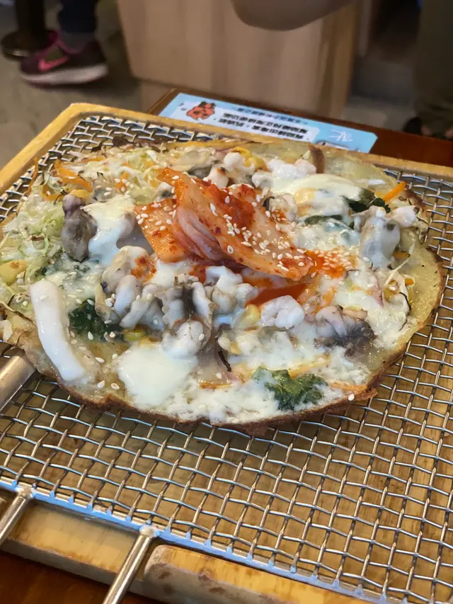 芝士海鮮菜餅