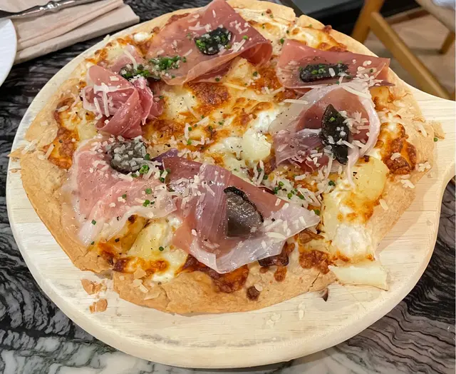 Truffle and Parma Ham Pizza