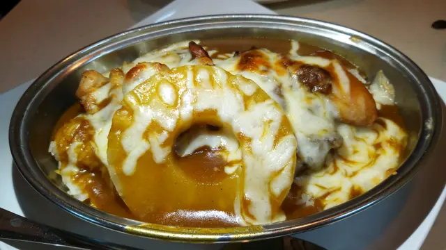 日式芝士菠蘿雞扒焗飯