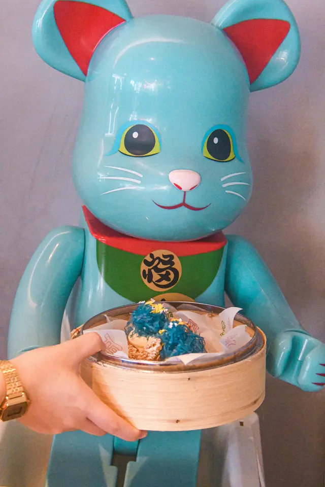 巨大泡芙｜菊花芝士忌廉｜蜜糖蝶豆花