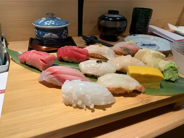 食材新鮮，但係啲魚唔夠肥美。最難食係甜蛋，甜到好似甜品咁