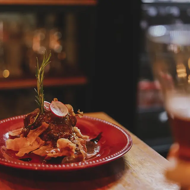 慢煮甜酒燴和牛面頰