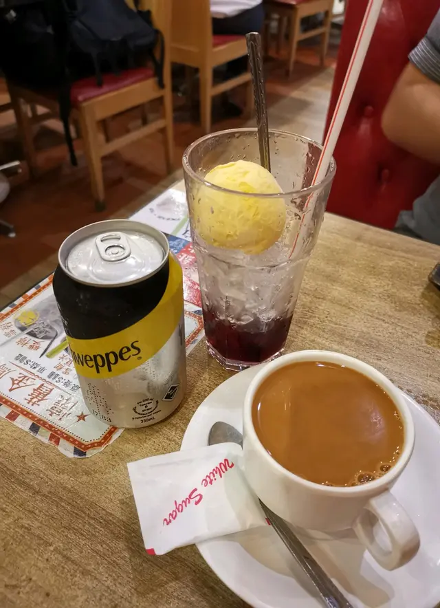紅牛、熱鴛鴦