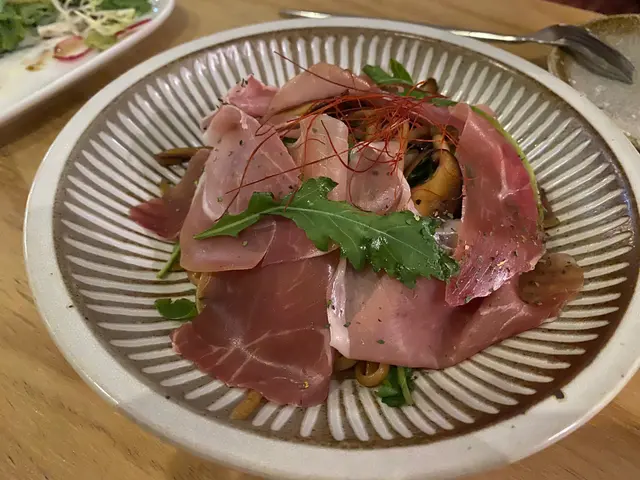 香蒜露筍巴馬火腿意大利麵