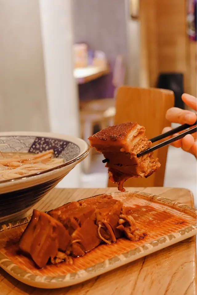 九味醬油湯拉麵