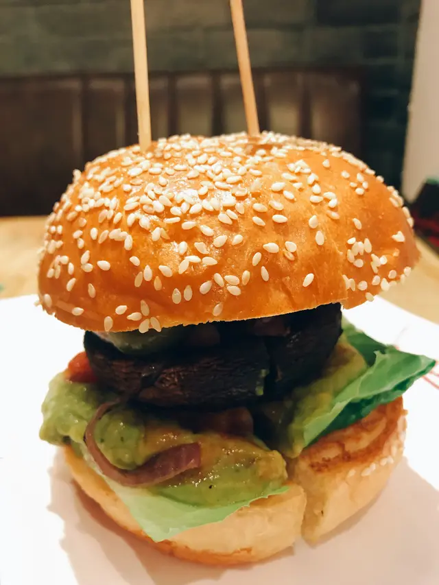 墨西哥辣椒大烤菇漢堡