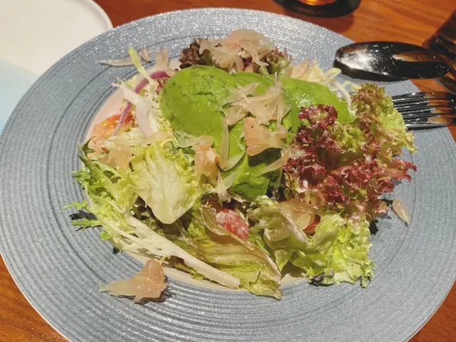 牛油果柚子沙律