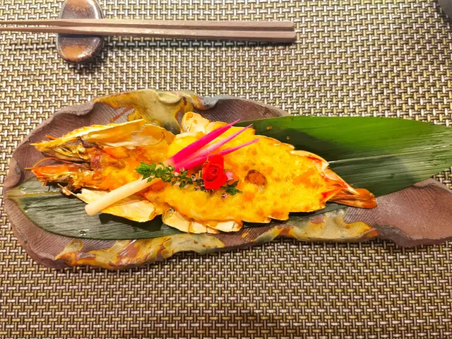 海膽蛋黃醬燒大蝦