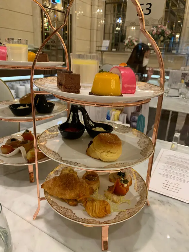 喂！連影相都唔靚既afternoon  tea  set，有無搞錯？
