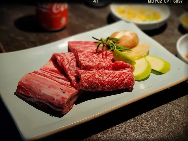 「御膳」（$1,588）之最上等牛助骨（另加$318）