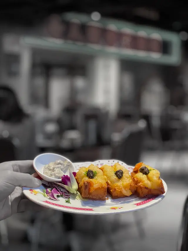 黑松露鮮蝦多士