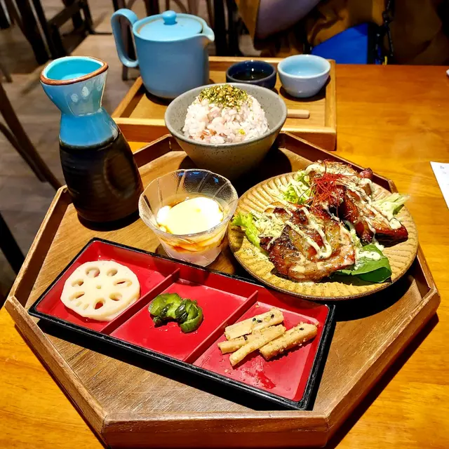 一汁三菜便當