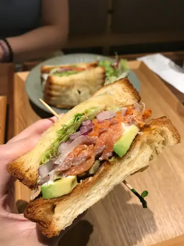 Smoked Salmon Sandwich
