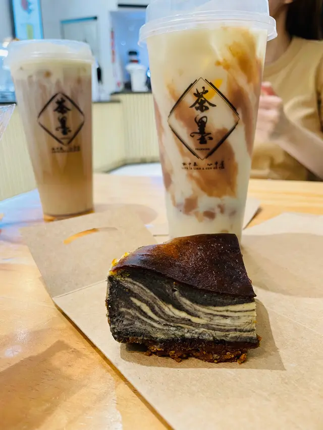 黑芝麻巴斯克紐約芝士蛋糕