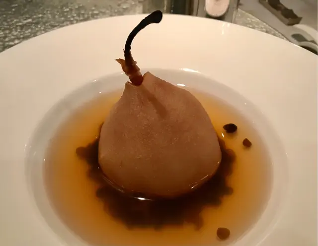 燕窩葛仙燉雪梨