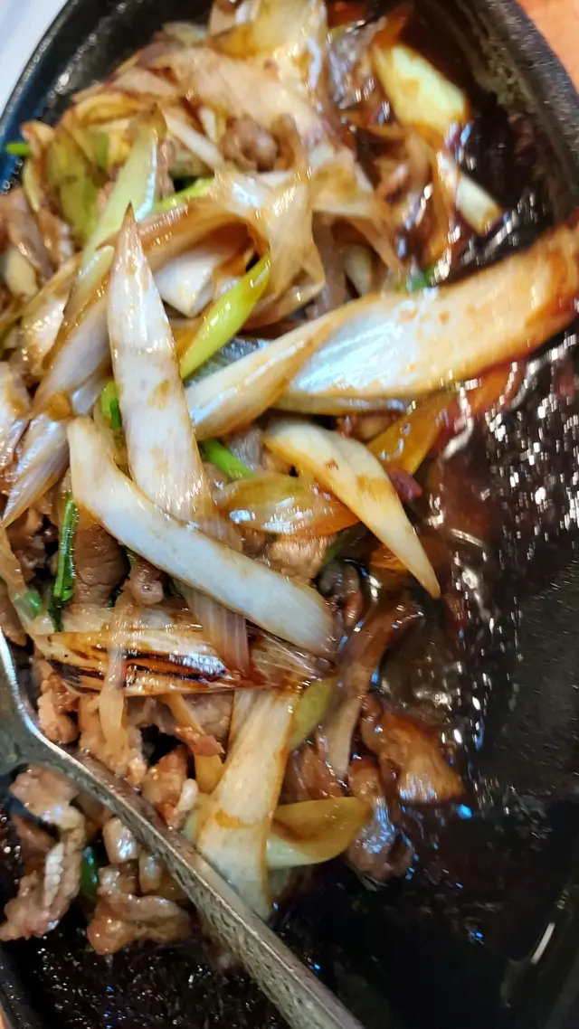 鐵板葱爆羊肉
