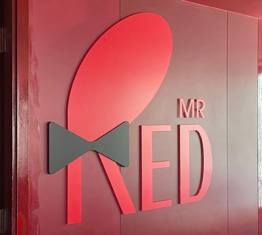 Red MR (杜老誌道)