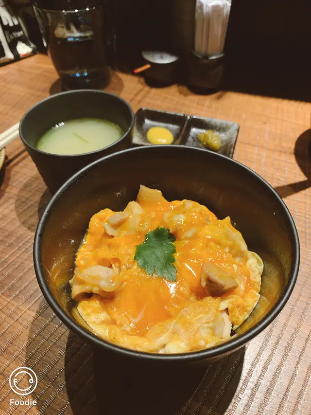 雞肉親子滑蛋飯