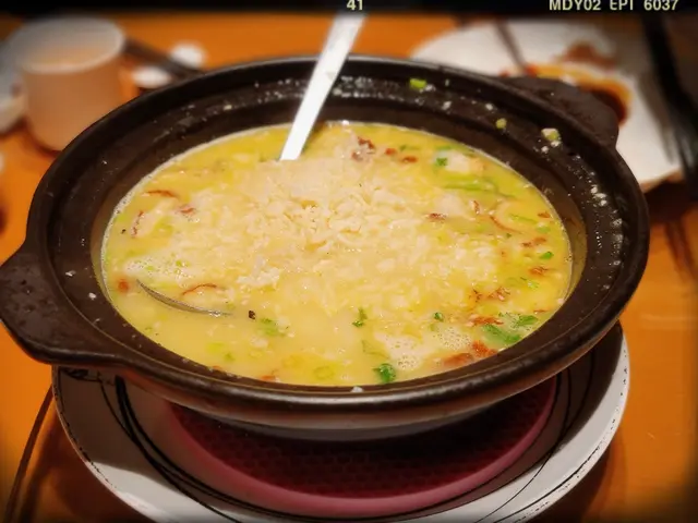 海鮮鴨湯泡飯（$198）