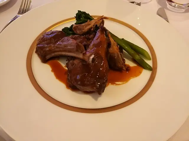 AUSTRALIAN LAMB CHOPS