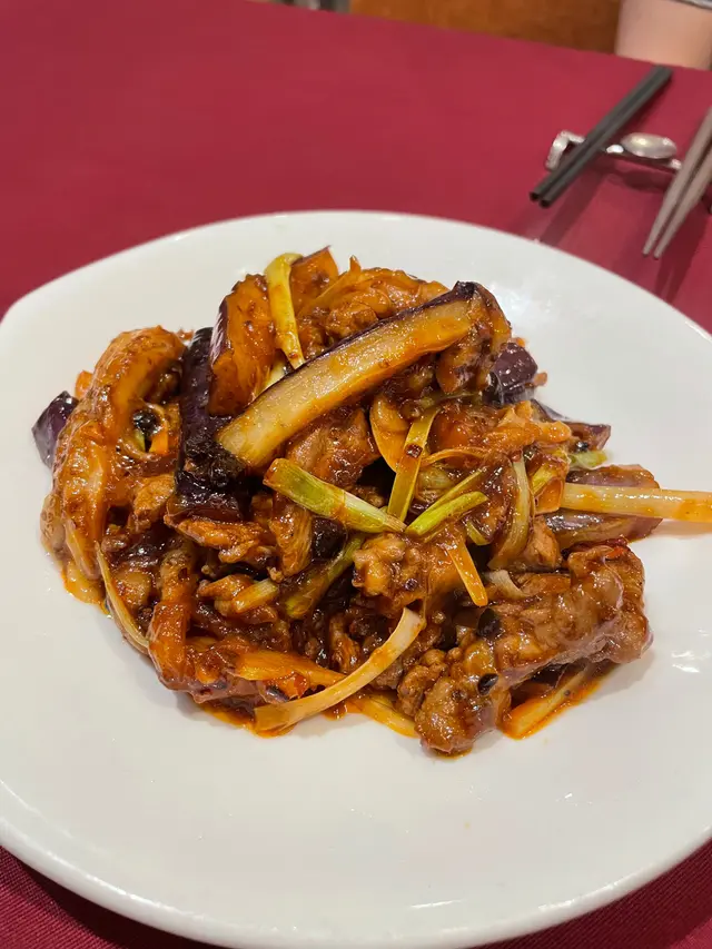 老乾媽炒茄子牛柳