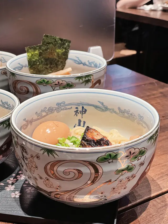 神山豚角沾汁麵