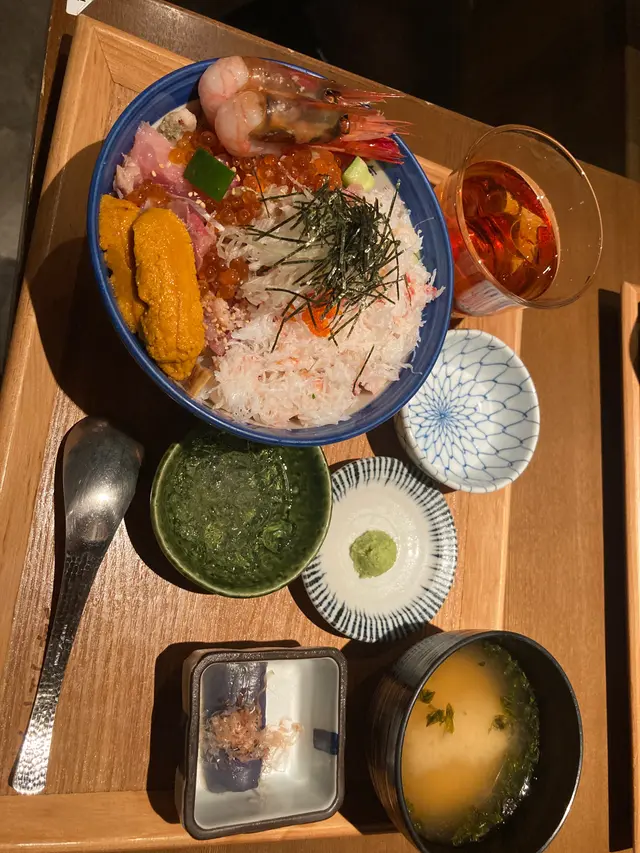 極上海寶丼