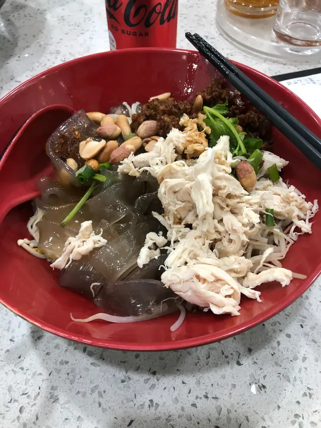 秘製醬汁撈紅薯粗粉