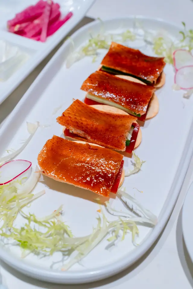 黃金鴨件伴魚子醬