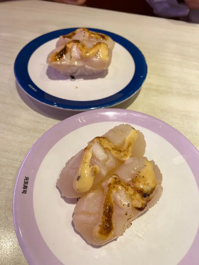 炙燒黑松露帆立貝壽司