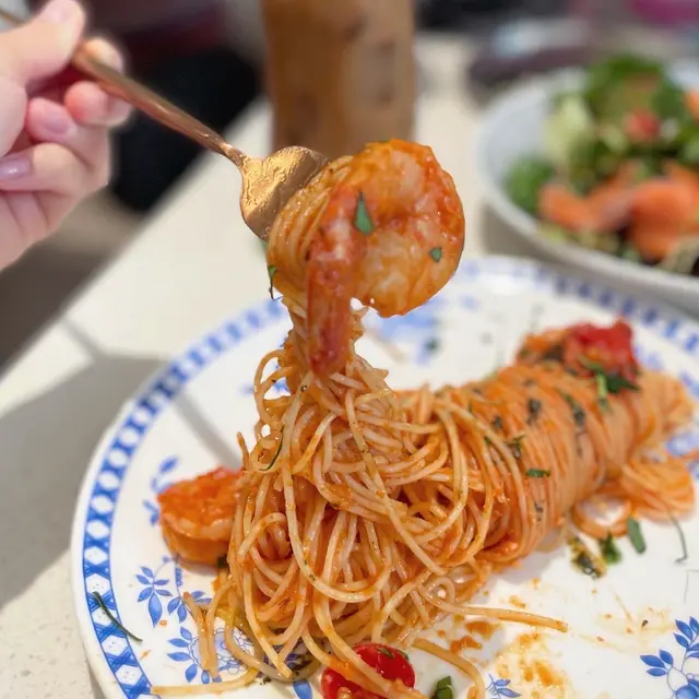 泰式冬蔭大蝦幼意麵