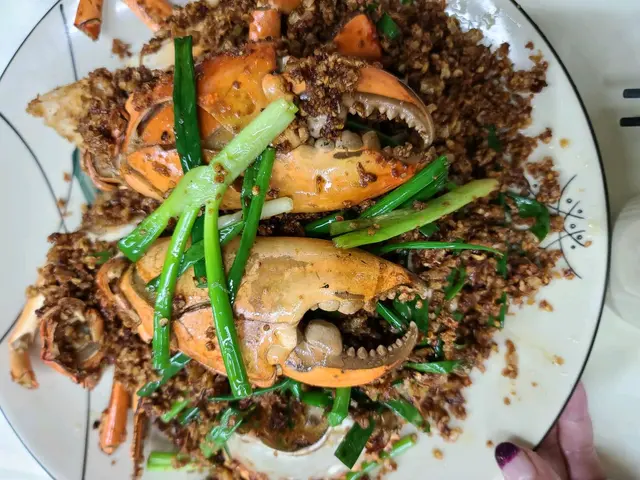 招牌喜記炒辣蟹