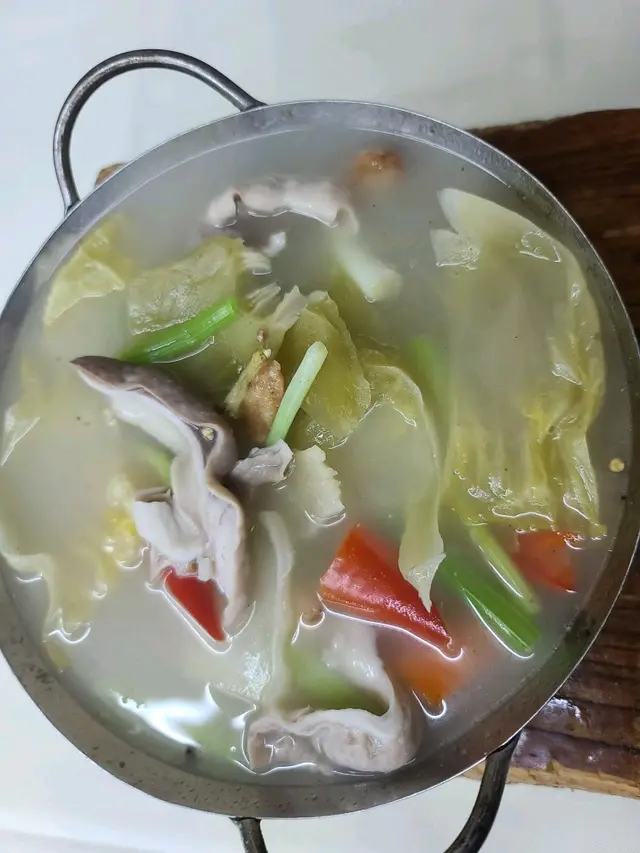 鹹菜豬肚湯