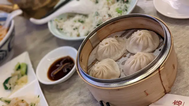 中規中矩裏面嘅湯汁唔係特別多