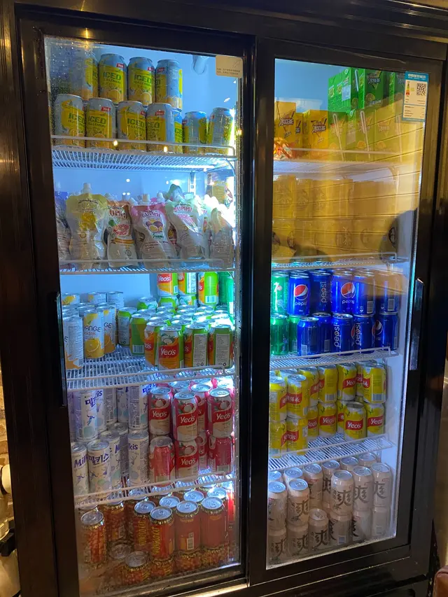 自助飲品櫃