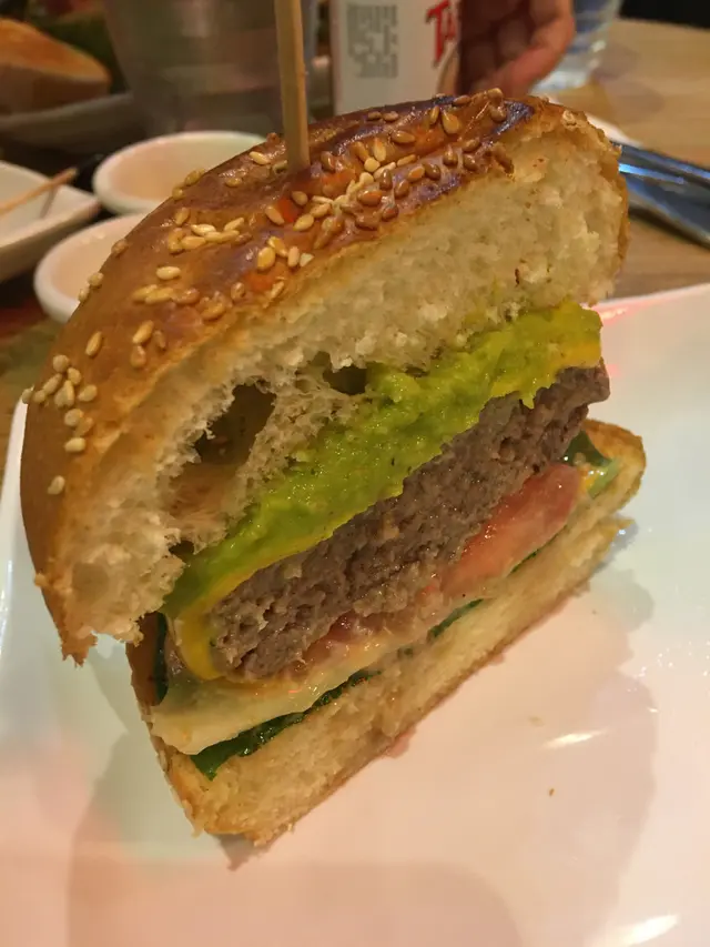 Guacamole Cheese Burger