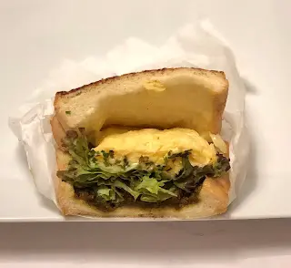 咖喱牛肉三文治
