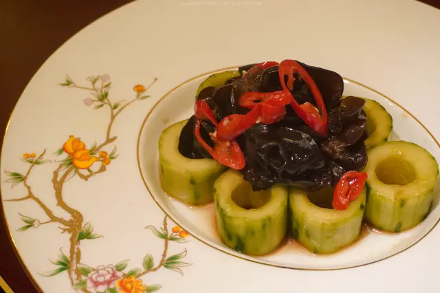 翻滾潑辣小黃瓜 