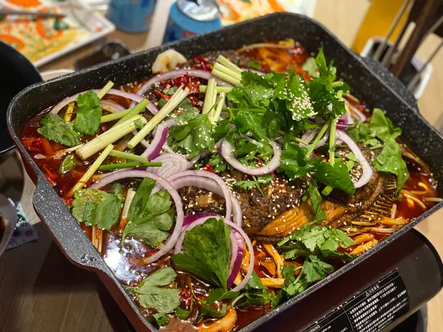 或者揀酸菜魚、雞煲