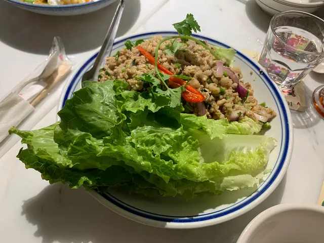 生菜肉碎包(豬肉)