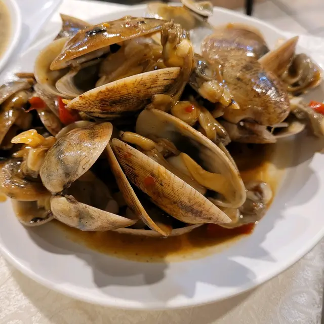 豉椒炒花蛤（時價）