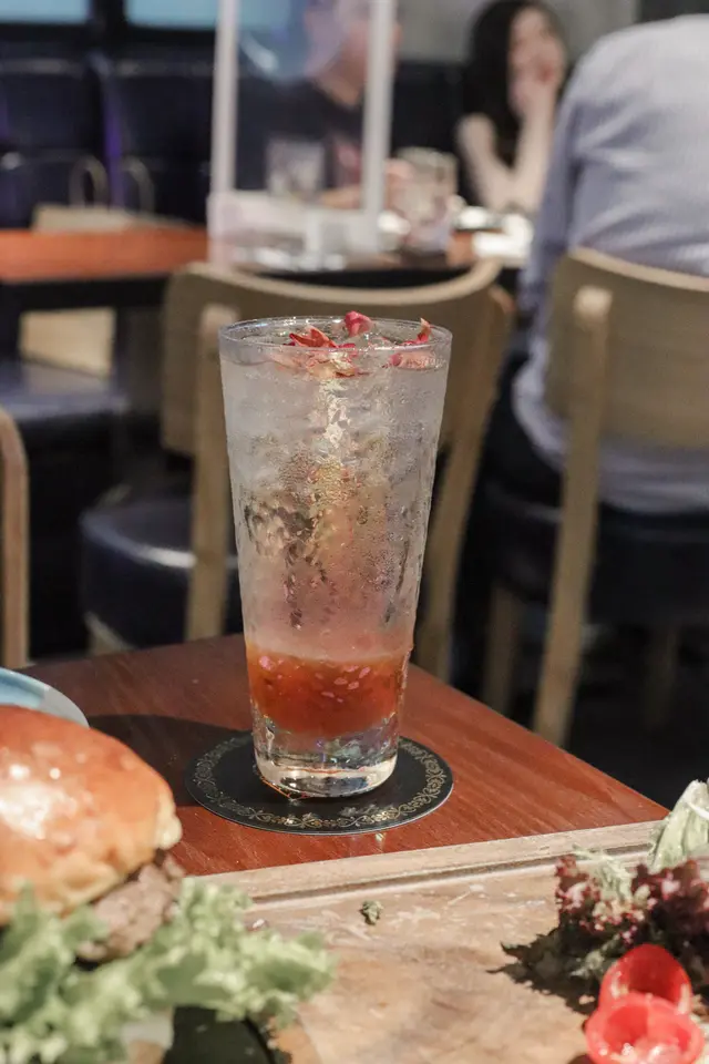 𝑹𝒐𝒔𝒚 𝑺𝒑𝒂𝒓𝒌𝒔