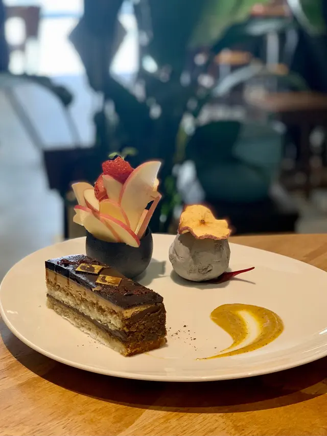 Opera  cake