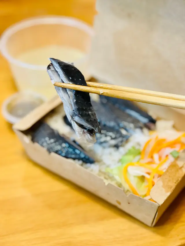 首創竹絲海南雞飯