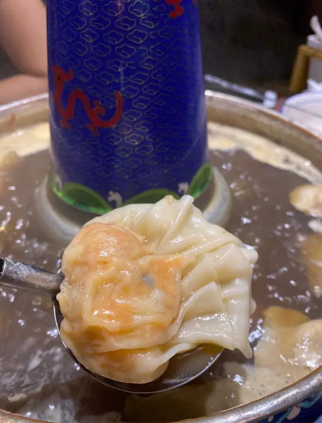 蟹粉豚肉餃